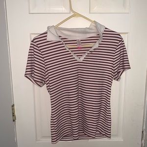 No boundaries stripe tee